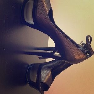 Jessica Simpson heels